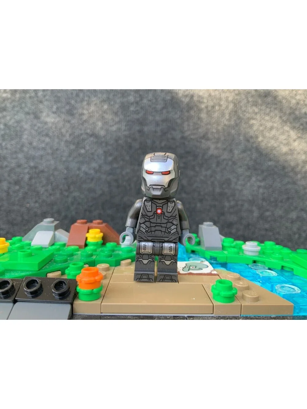 LEGO War Machine sh0819 Marvel Super Heroes Minifigure